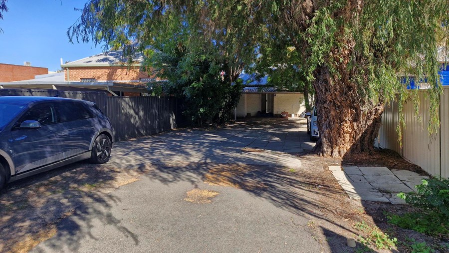 Image: 874 Albany Highway