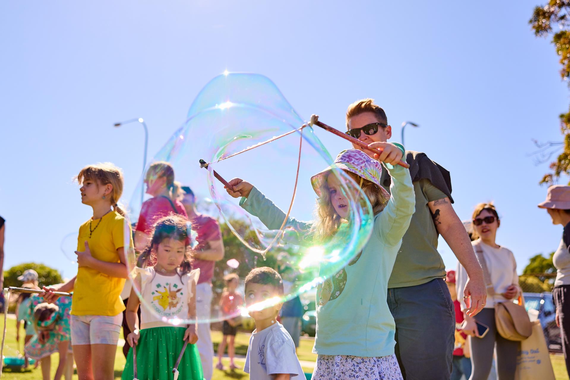 Easter public holiday opening hours