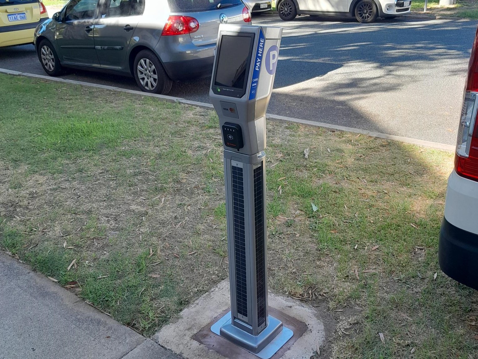 Roll out of new parking meters begins